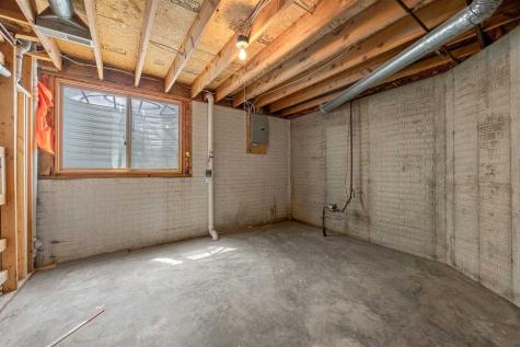 2326 10th Coralville IA 52241