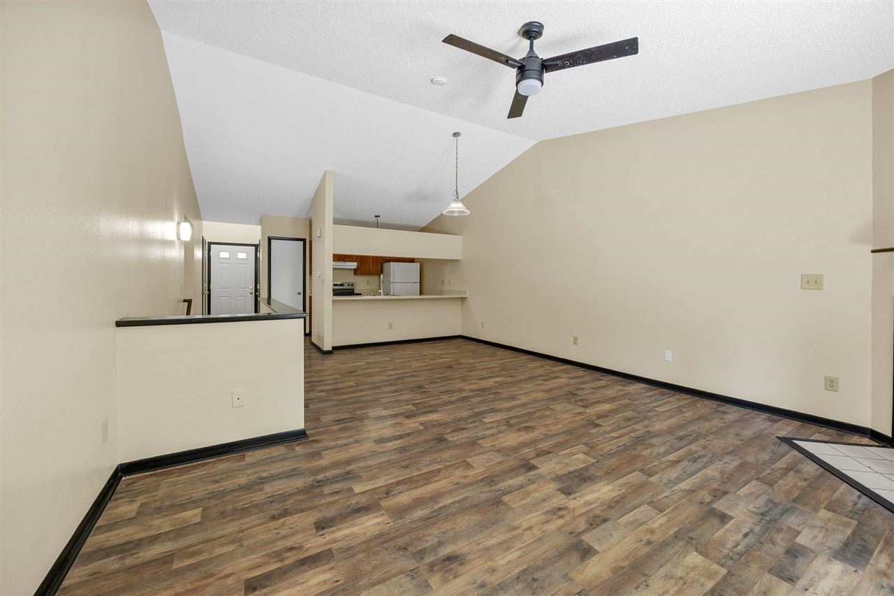 2326 10th Coralville IA 52241
