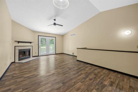 2326 10th Coralville IA 52241