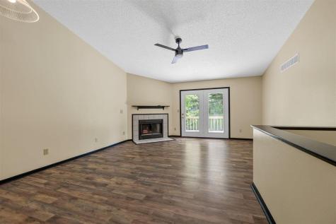 2326 10th Coralville IA 52241