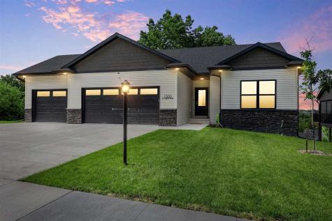 1300 E Gable Tiffin IA 52340