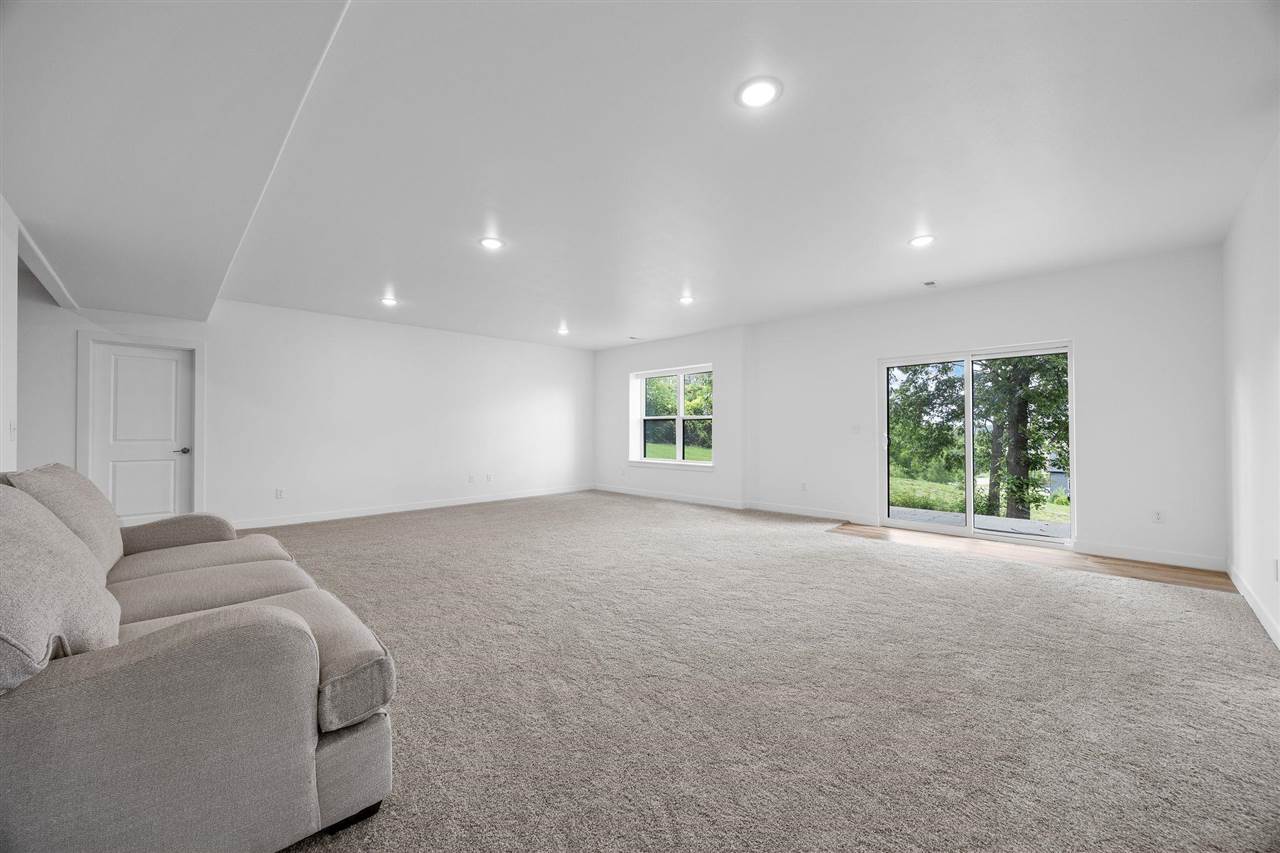 1300 E Gable Tiffin IA 52340