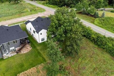 1300 E Gable Tiffin IA 52340