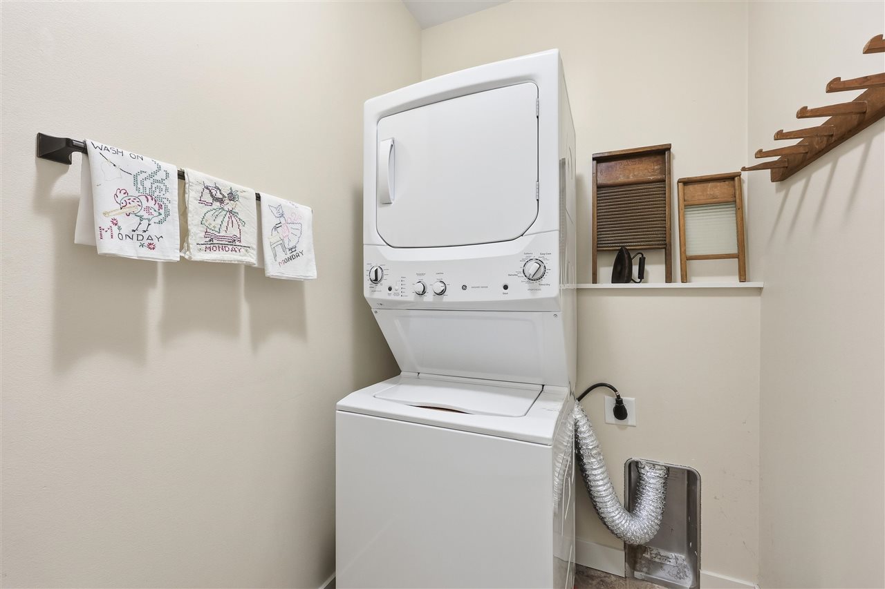 1810 Chelsea Court Iowa City IA 52240