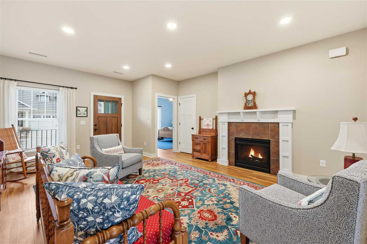 1810 Chelsea Court Iowa City IA 52240