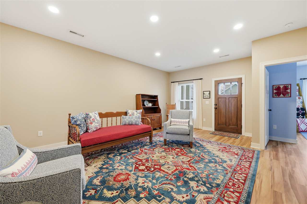1810 Chelsea Court Iowa City IA 52240