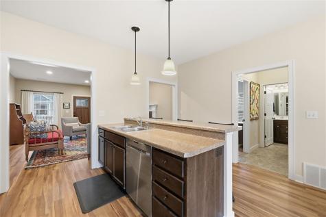 1810 Chelsea Court Iowa City IA 52240
