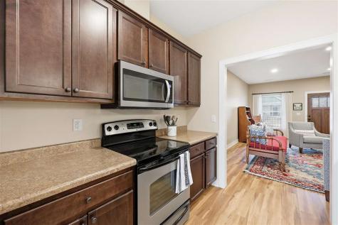 1810 Chelsea Court Iowa City IA 52240