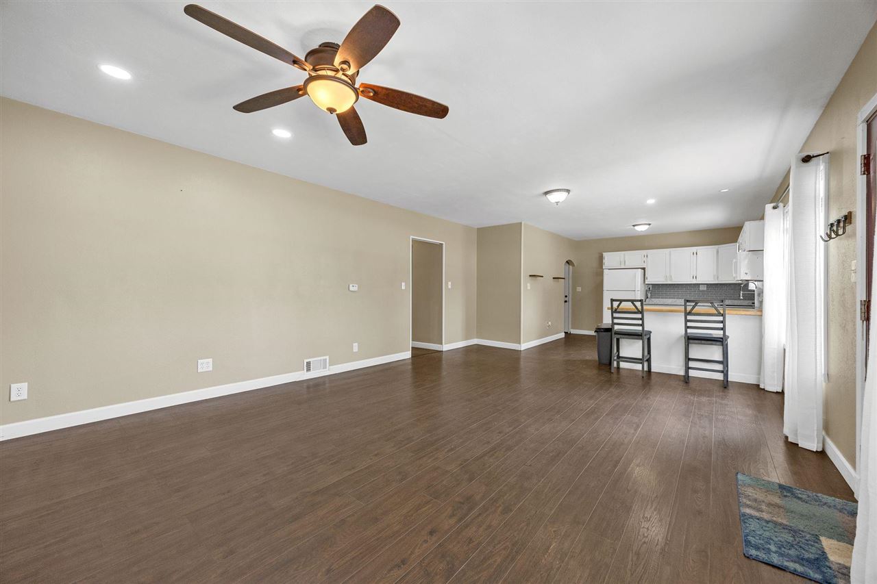 709 6th Avenue Coralville IA 52241