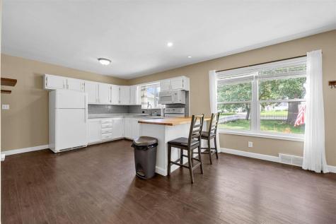 709 6th Avenue Coralville IA 52241