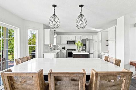 1006 Arlington Drive Iowa City IA 52245