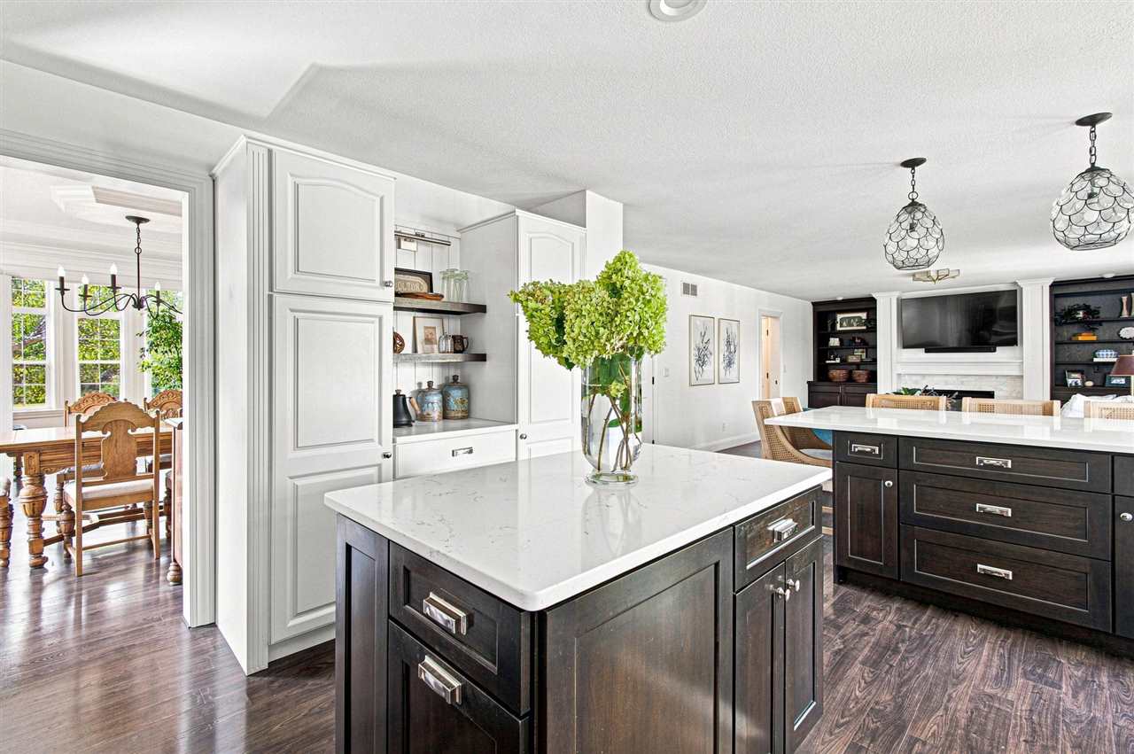 1006 Arlington Drive Iowa City IA 52245