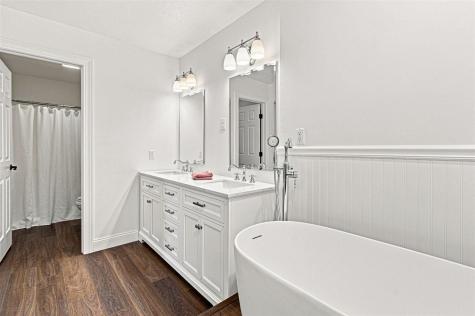 1006 Arlington Drive Iowa City IA 52245