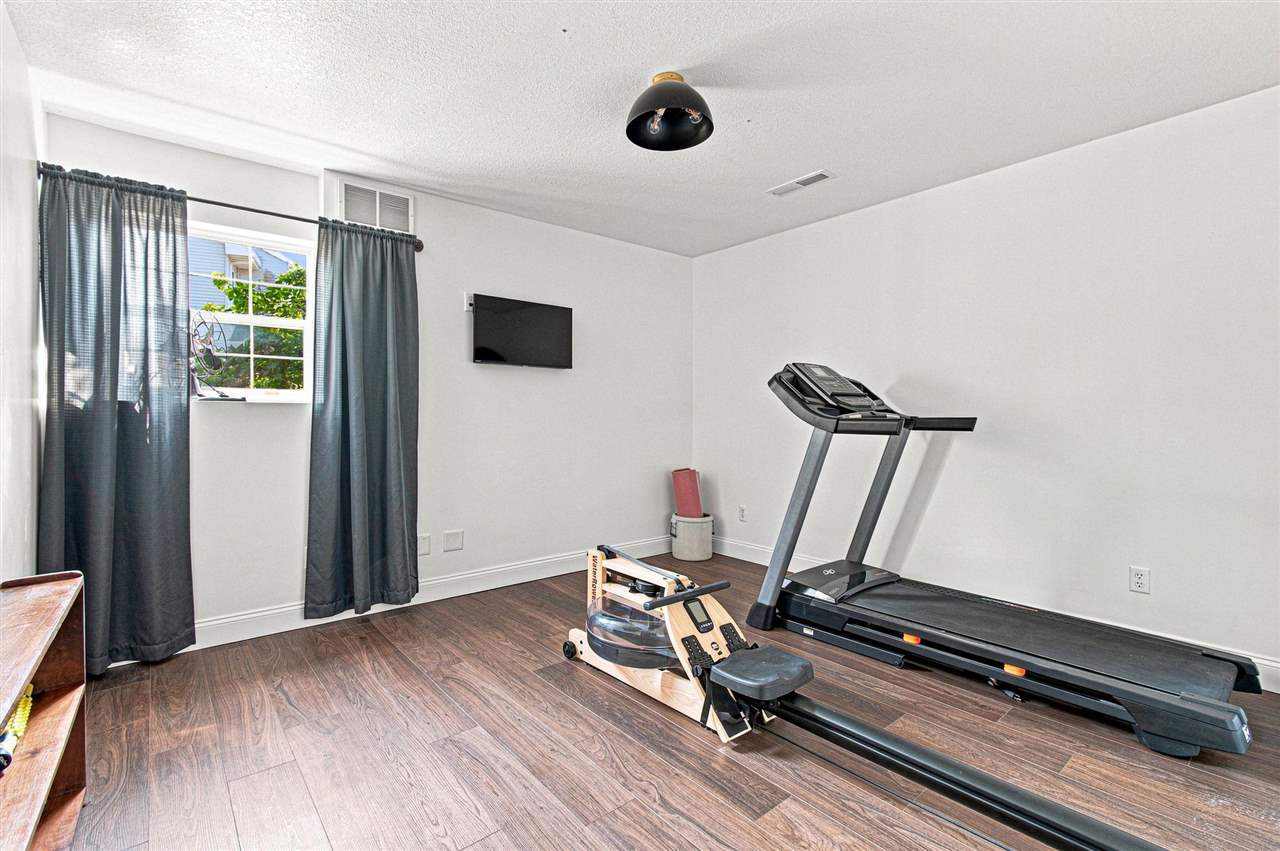 1006 Arlington Drive Iowa City IA 52245