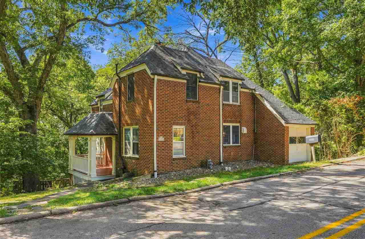 1685 Ridge Road Iowa City IA 52245