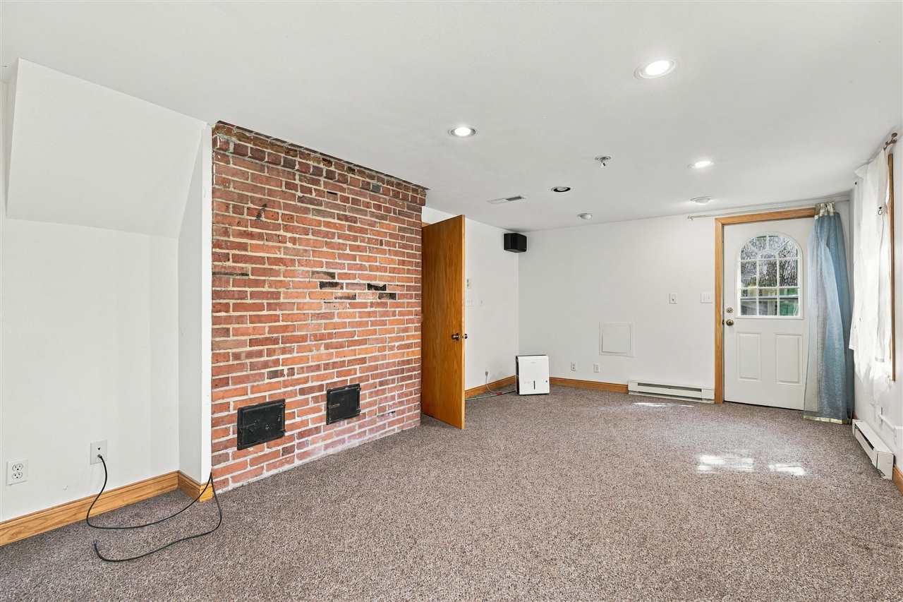 1685 Ridge Road Iowa City IA 52245