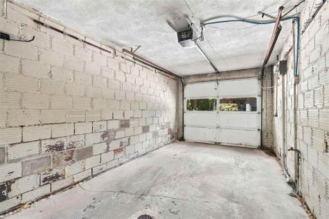 1685 Ridge Road Iowa City IA 52245