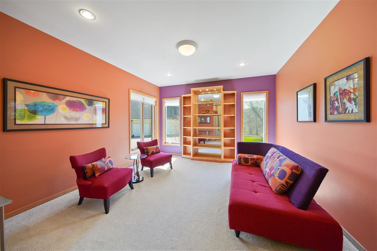 65 Burr Oak Court Iowa City IA 52246