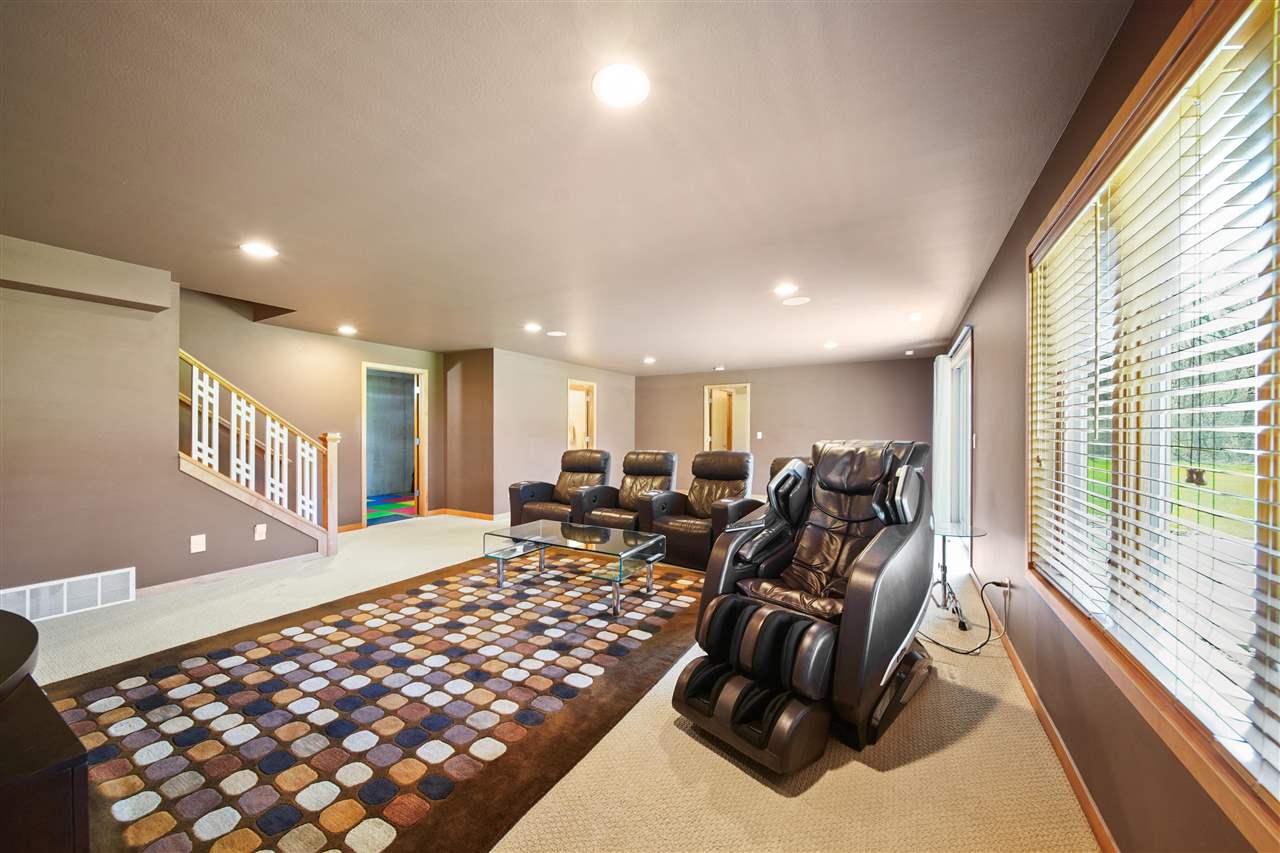 65 Burr Oak Court Iowa City IA 52246