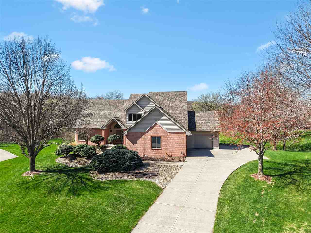 65 Burr Oak Court Iowa City IA 52246