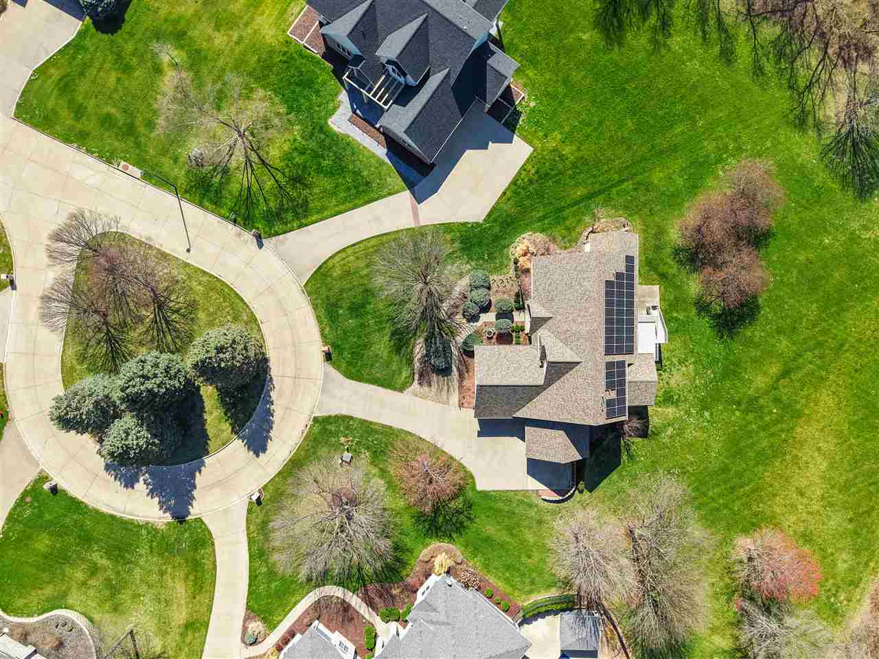65 Burr Oak Court Iowa City IA 52246
