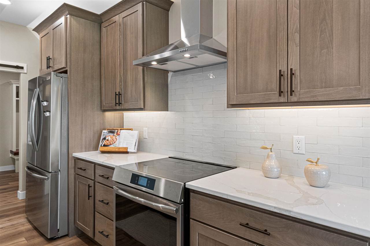 250 Howard Avenue Swisher IA 52338