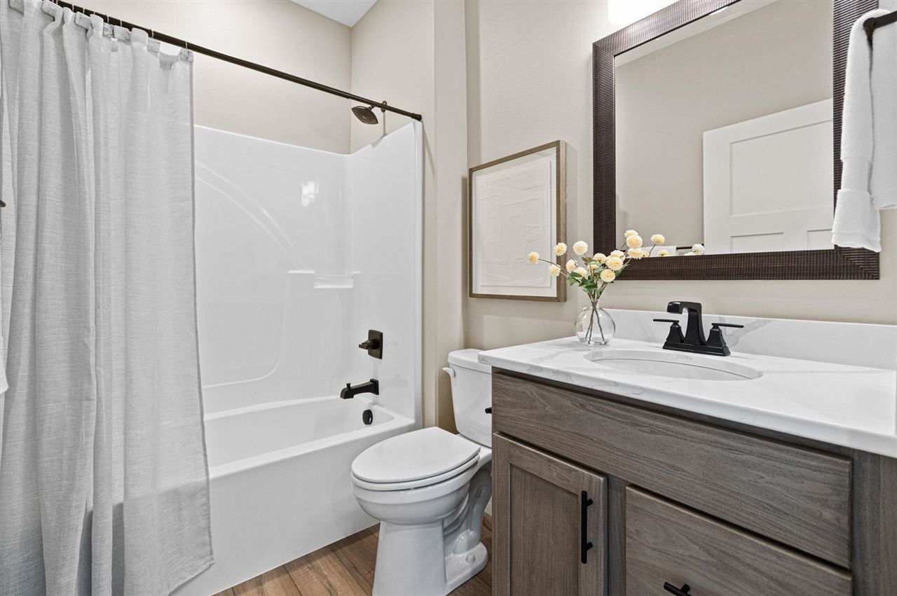 250 Howard Avenue Swisher IA 52338
