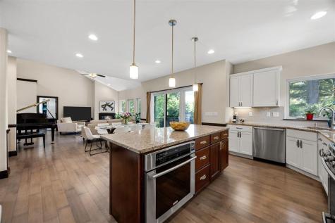 2856 Ash Street Coralville IA 52241
