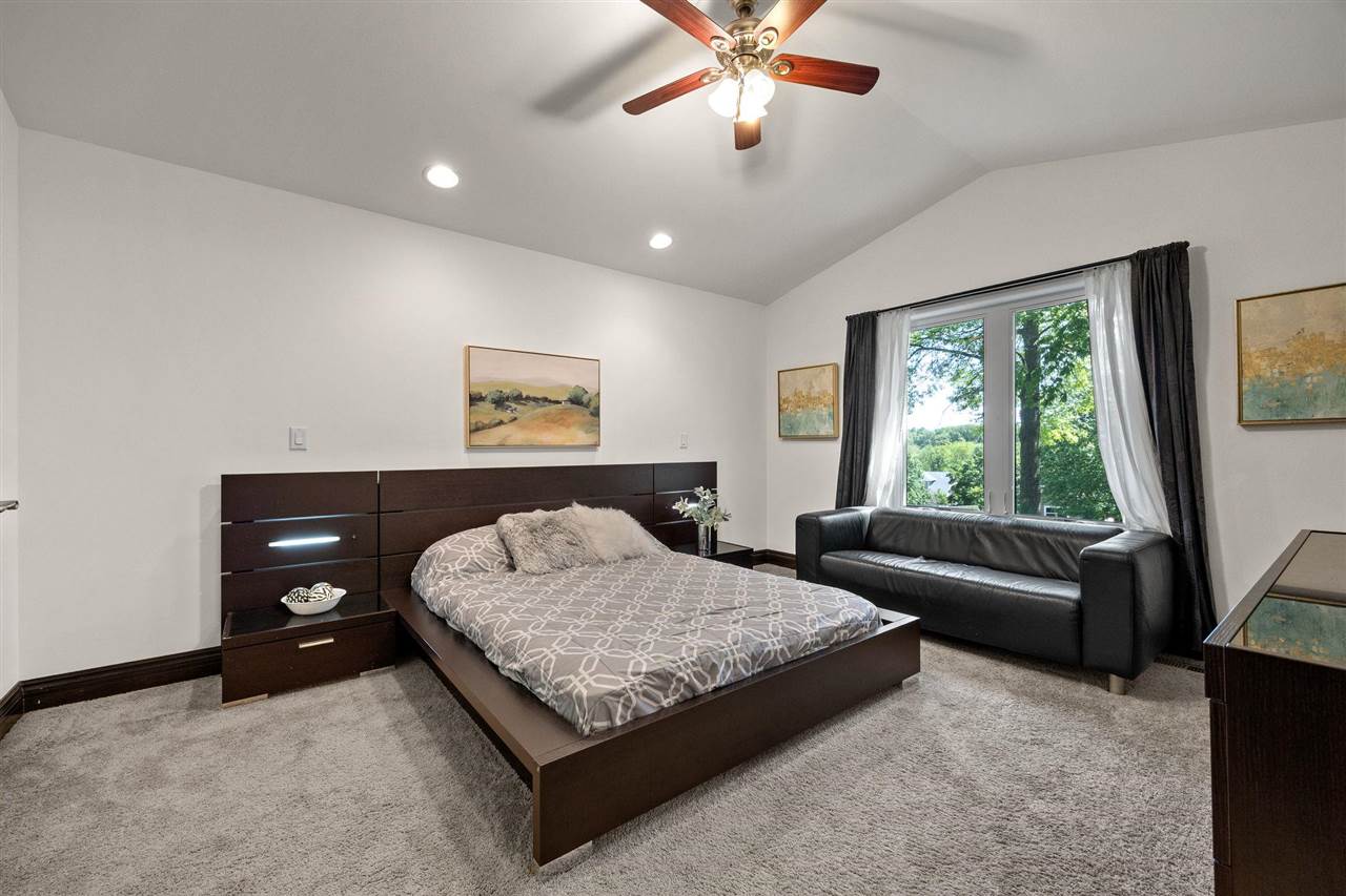 2856 Ash Street Coralville IA 52241