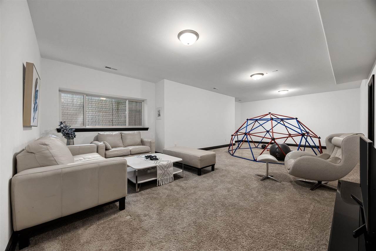 2856 Ash Street Coralville IA 52241