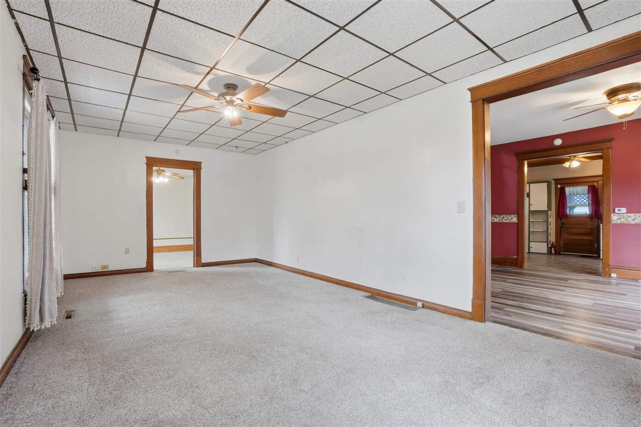 730 S Iowa Avenue Washington IA 52353