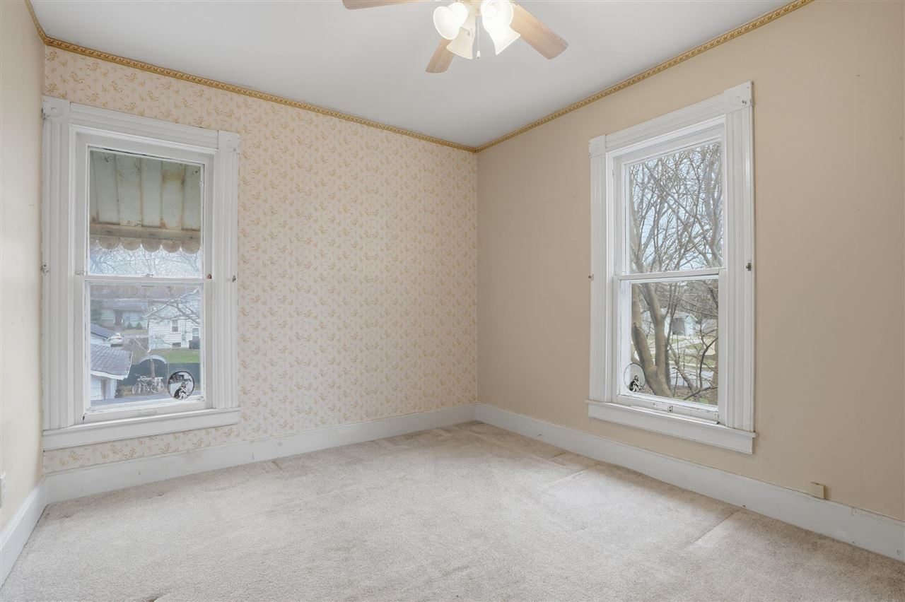 730 S Iowa Avenue Washington IA 52353
