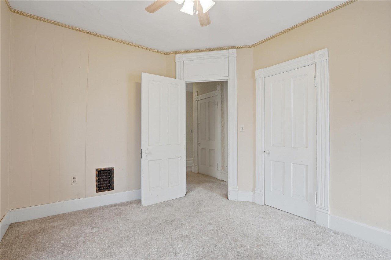 730 S Iowa Avenue Washington IA 52353