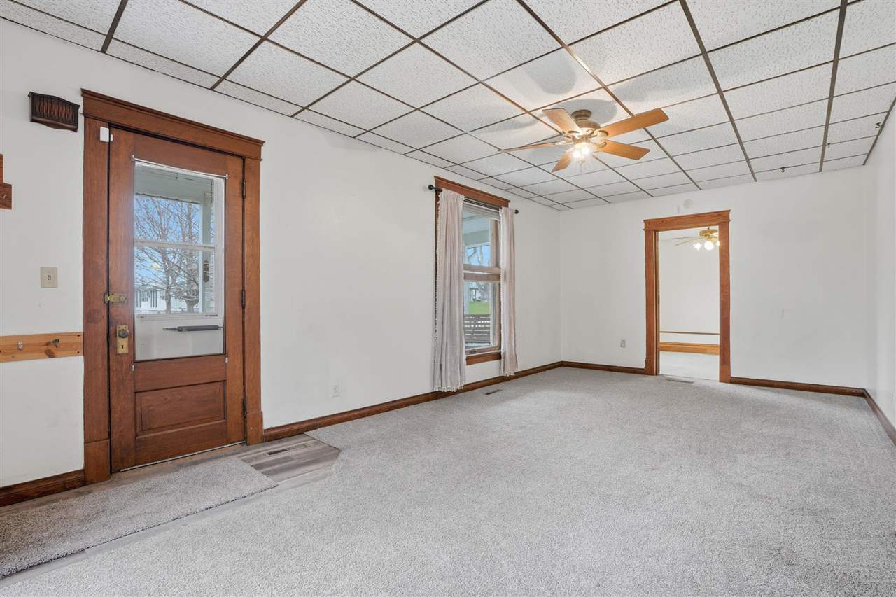 730 S Iowa Avenue Washington IA 52353