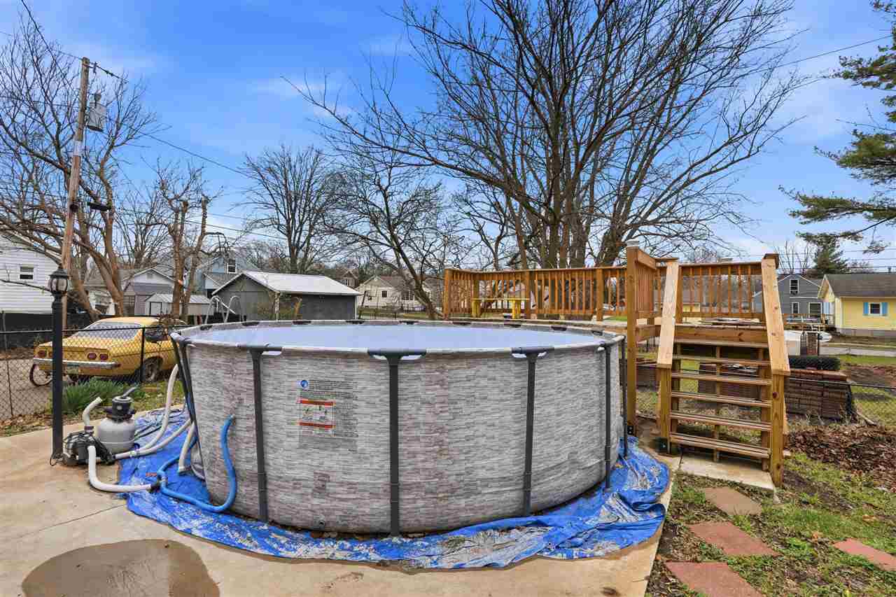 730 S Iowa Avenue Washington IA 52353