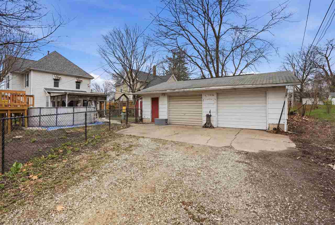 730 S Iowa Avenue Washington IA 52353