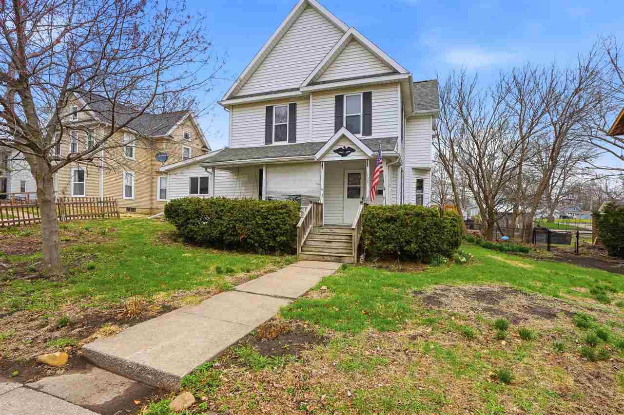 730 S Iowa Avenue Washington IA 52353