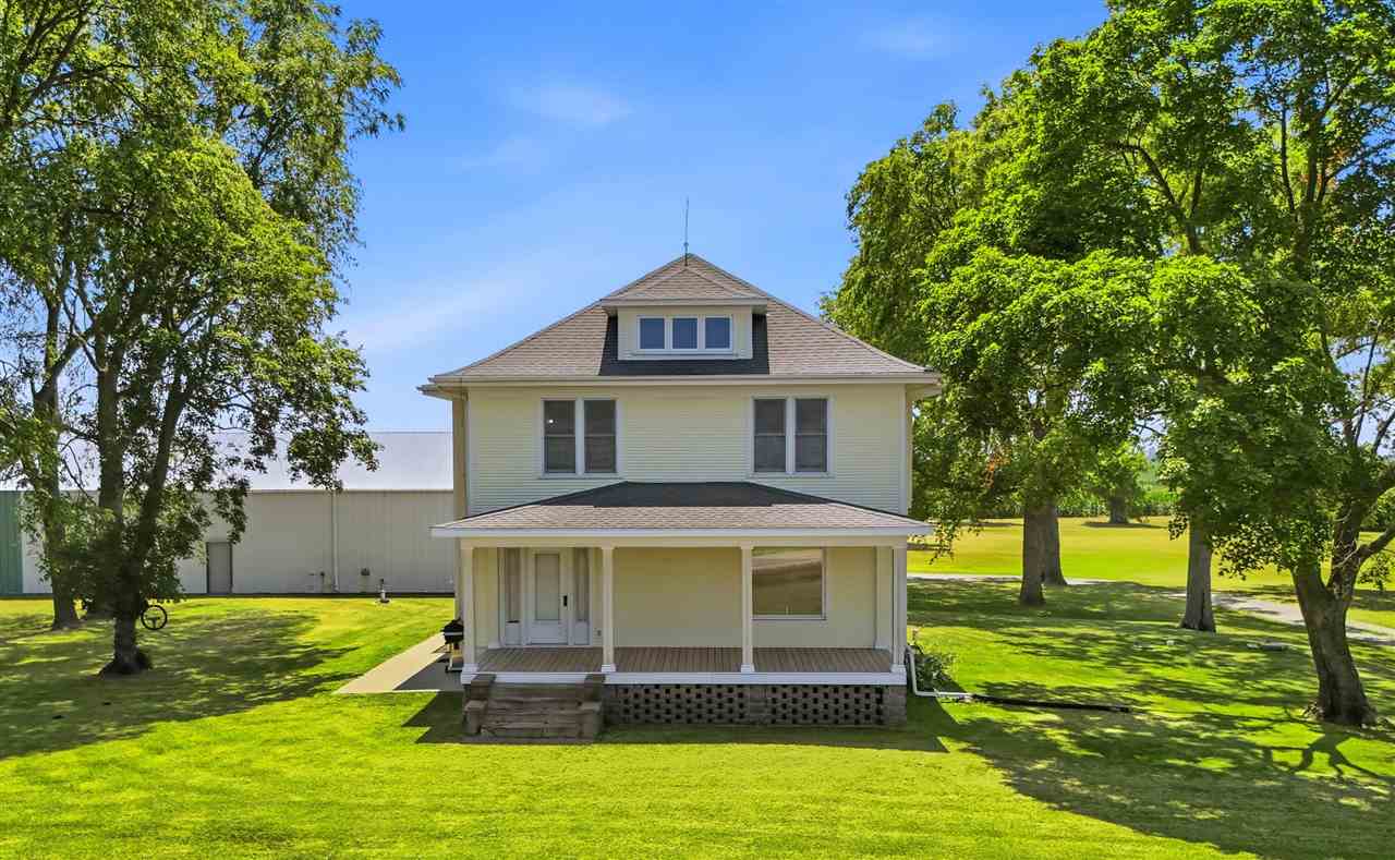 5689 SE Highway 6 West Liberty IA 52776