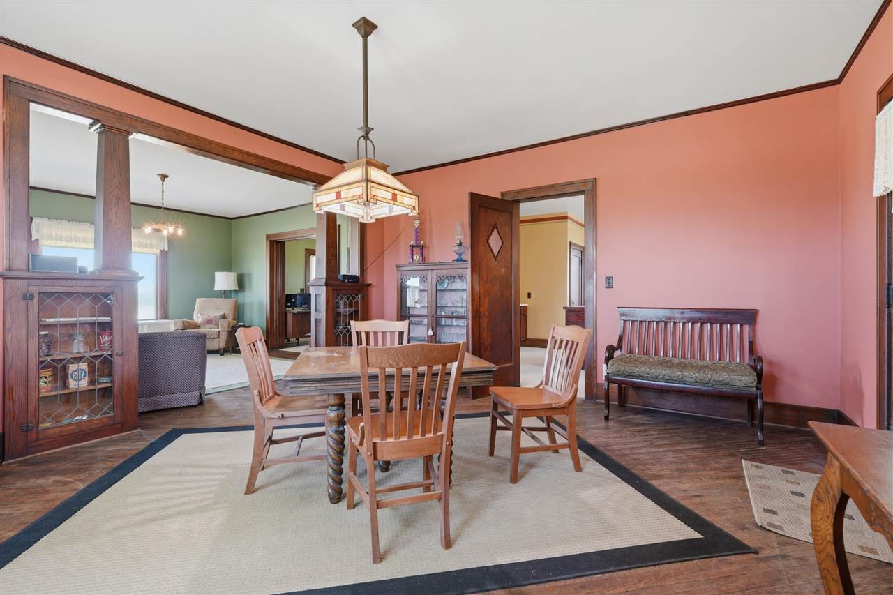 5689 SE Highway 6 West Liberty IA 52776