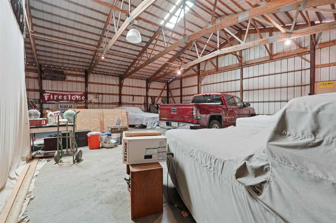 5689 SE Highway 6 West Liberty IA 52776
