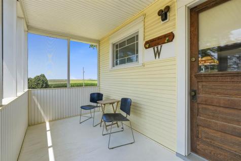 5689 SE Highway 6 West Liberty IA 52776