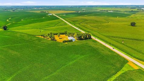 5689 SE Highway 6 West Liberty IA 52776