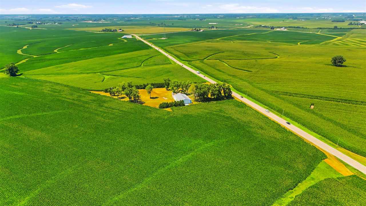 5689 SE Highway 6 West Liberty IA 52776