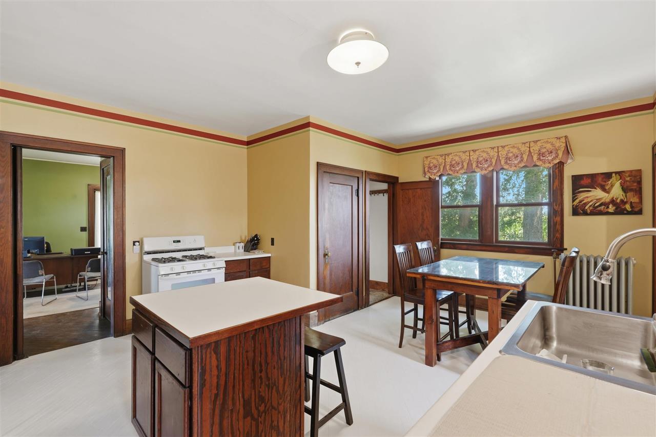 5689 SE Highway 6 West Liberty IA 52776
