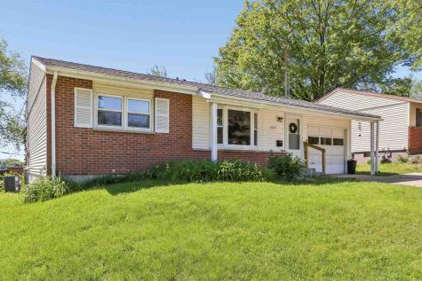 1019 Carver Street Iowa City IA 52240