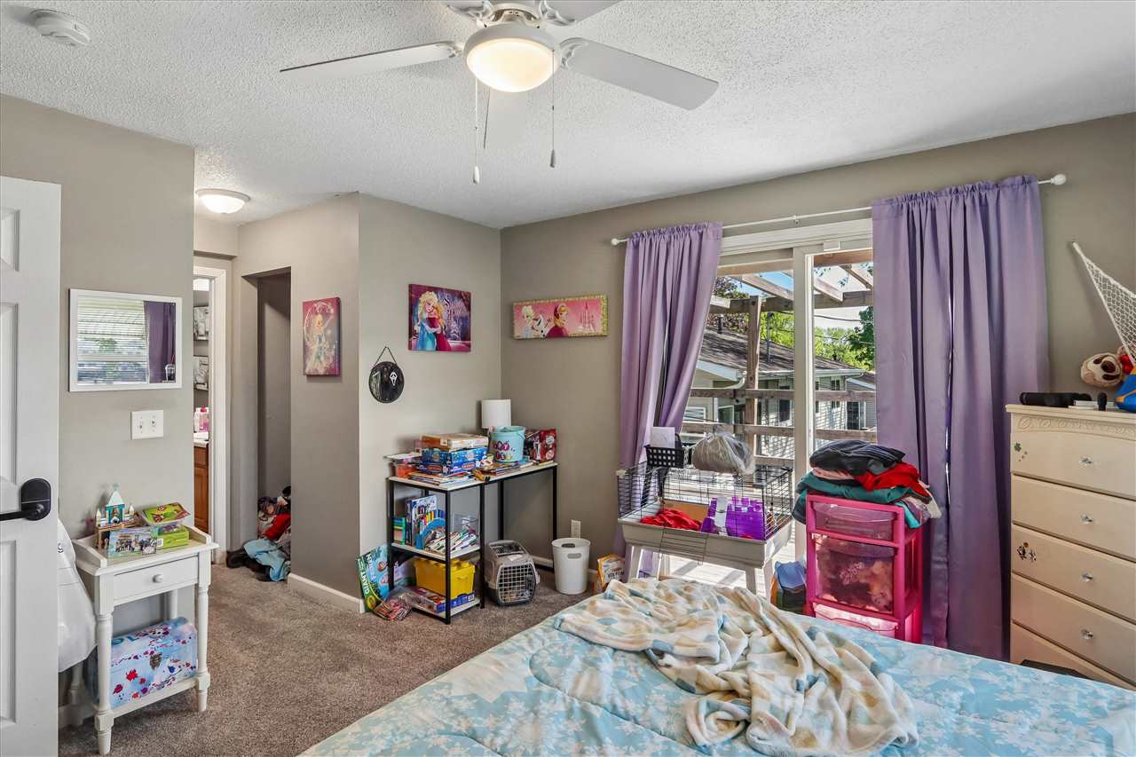 1019 Carver Street Iowa City IA 52240