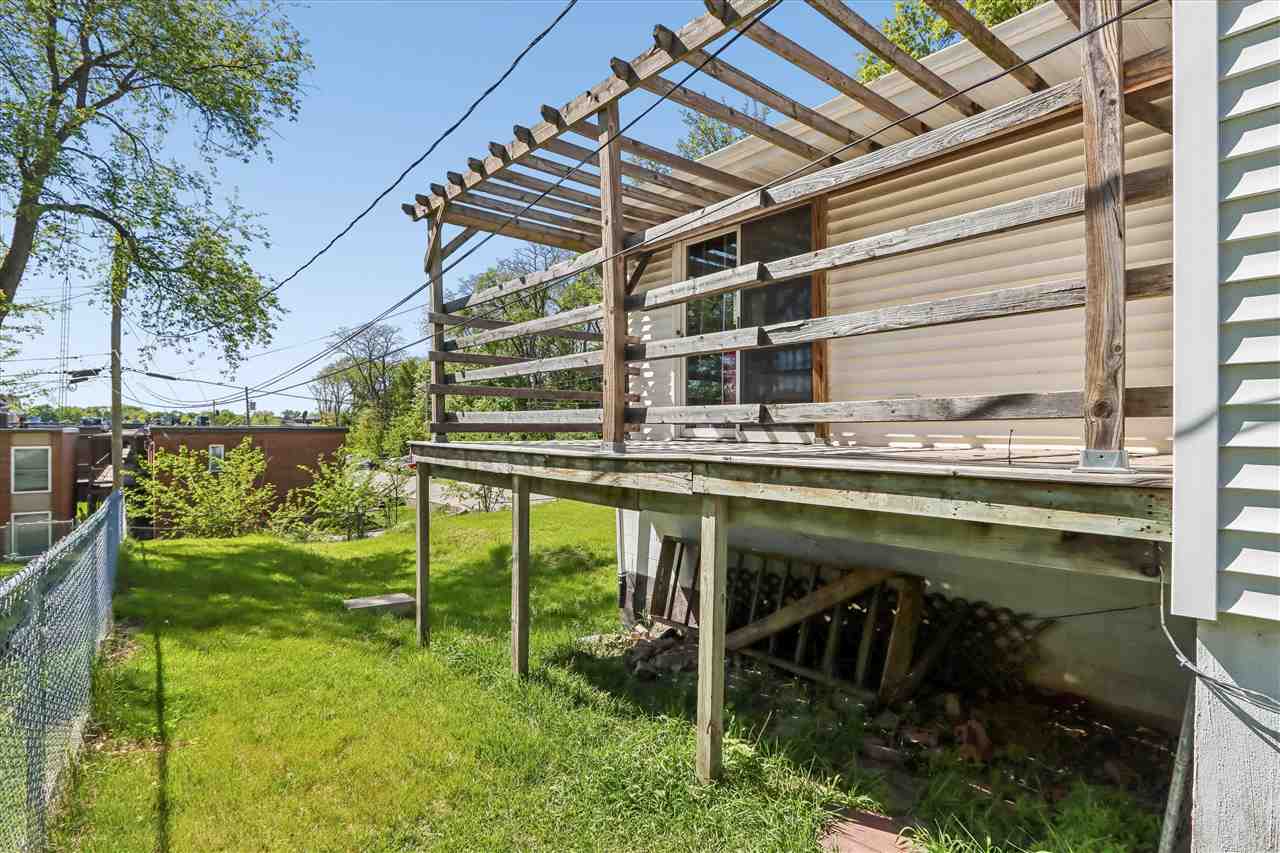 1019 Carver Street Iowa City IA 52240