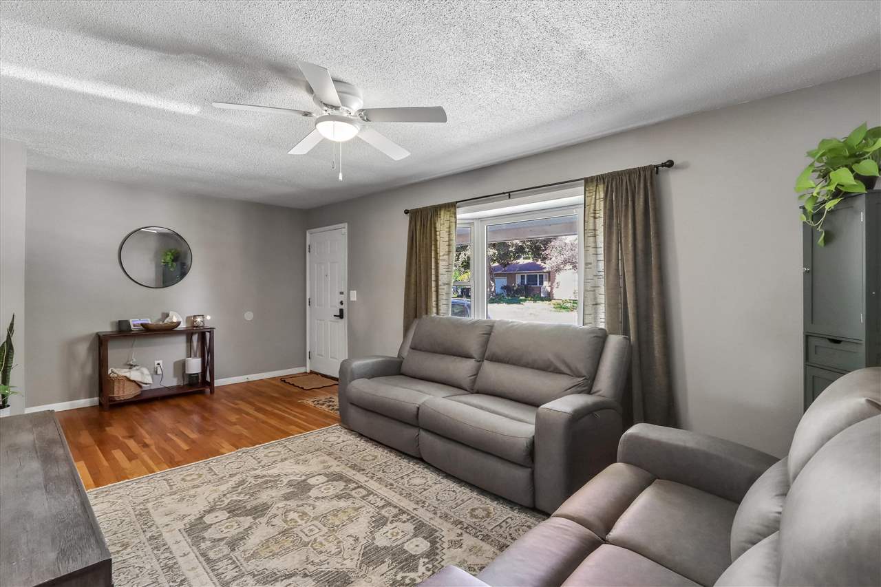 1019 Carver Street Iowa City IA 52240