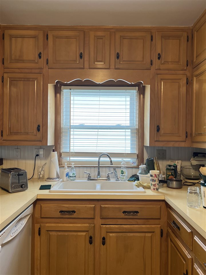 1707 Wilson Iowa City IA 52240