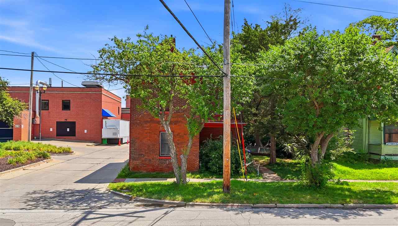 214 N Gilbert Street Iowa City IA 52240
